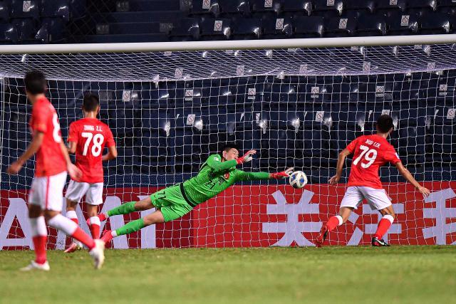 半岛体育官网-【深度专题】亚冠戳破中国足球青训的“牛皮”!