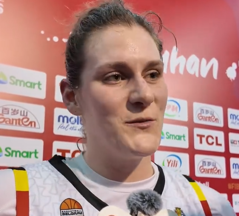 半岛体育网站-这就是实力！张子宇打服比利时！直呼防她太累，遇最强壮的球员！